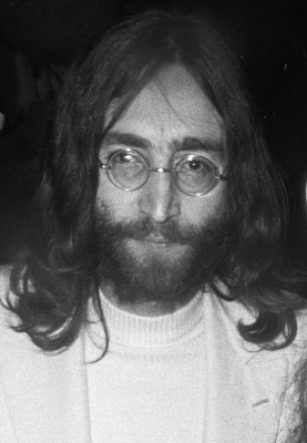 John_Lennon_1969_(cropped).jpg