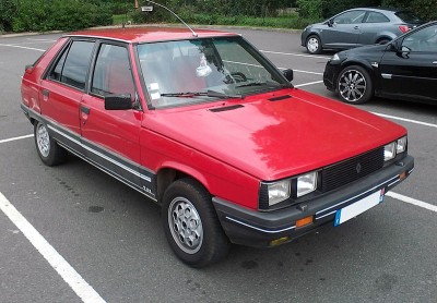 800px-Renault_11_TXE_red,_front.jpg