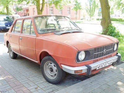 799px-Skoda_120_L_1._Serie.JPG