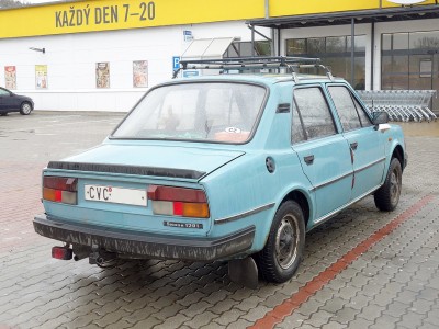 1280px-Skoda_120_L_in_Kadaň_(2018).jpg