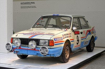 1280px-13-04-05-Skoda_Museum_Mladá_Boleslav_by_RalfR-001.jpg