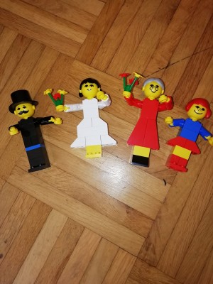 Lego-Familie von Frauke Ingwersen (1).jpg