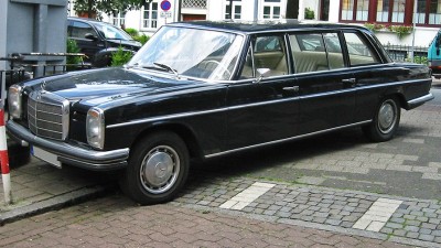 Mercedes_W115_Lang.JPG