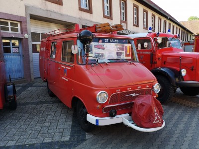 Feuerwehrfahrzeuge (5).jpg