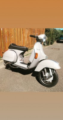 Vespa PK von Tobias Theunissen.jpg