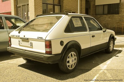 1982_Opel_Kadett_1.6_SR_(D)_(6310138247).jpg