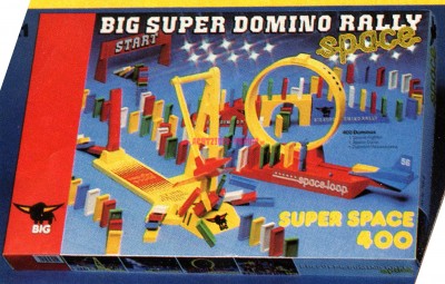 Big Super Domino Rally.jpg
