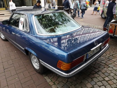 Mercedes-Benz SLSLC - W 107 OTTO OHA 2019 02.jpg