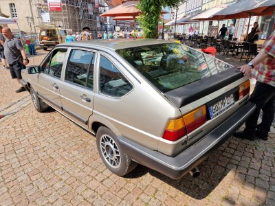VW Passat 02.jpg